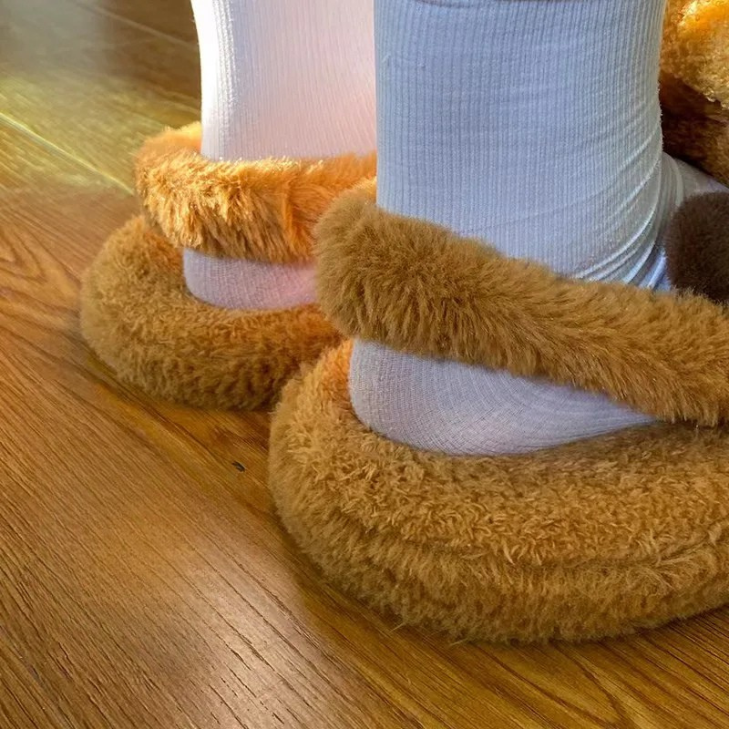 Pantuflas Afelpadas de Capibara