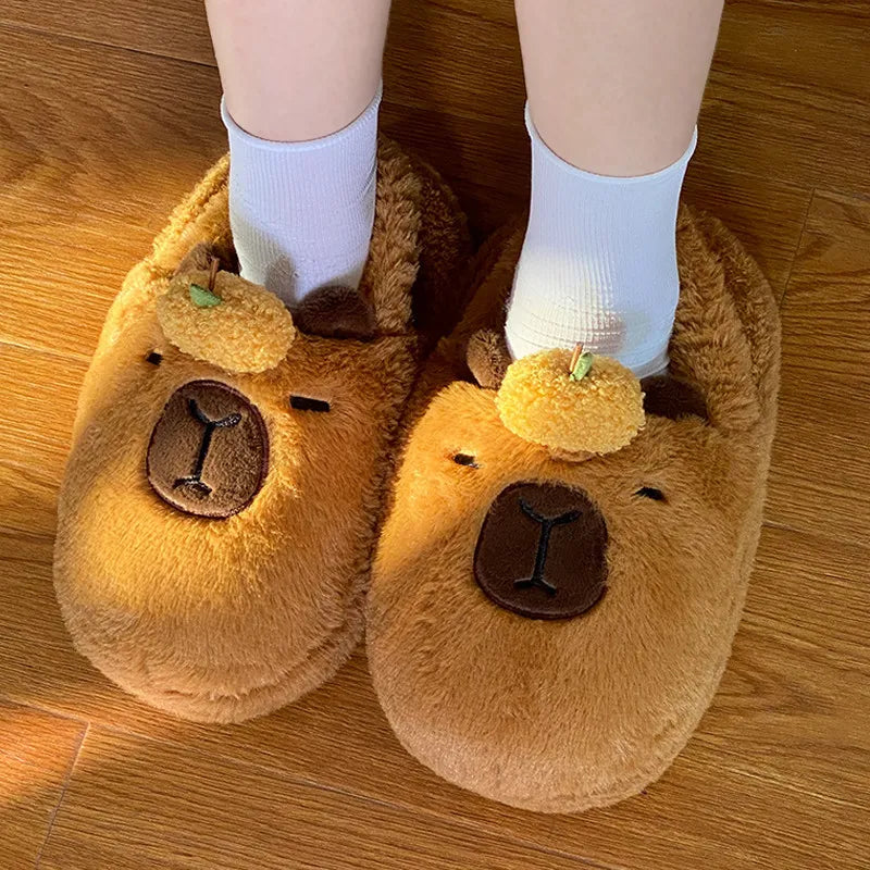 Pantuflas Afelpadas de Capibara